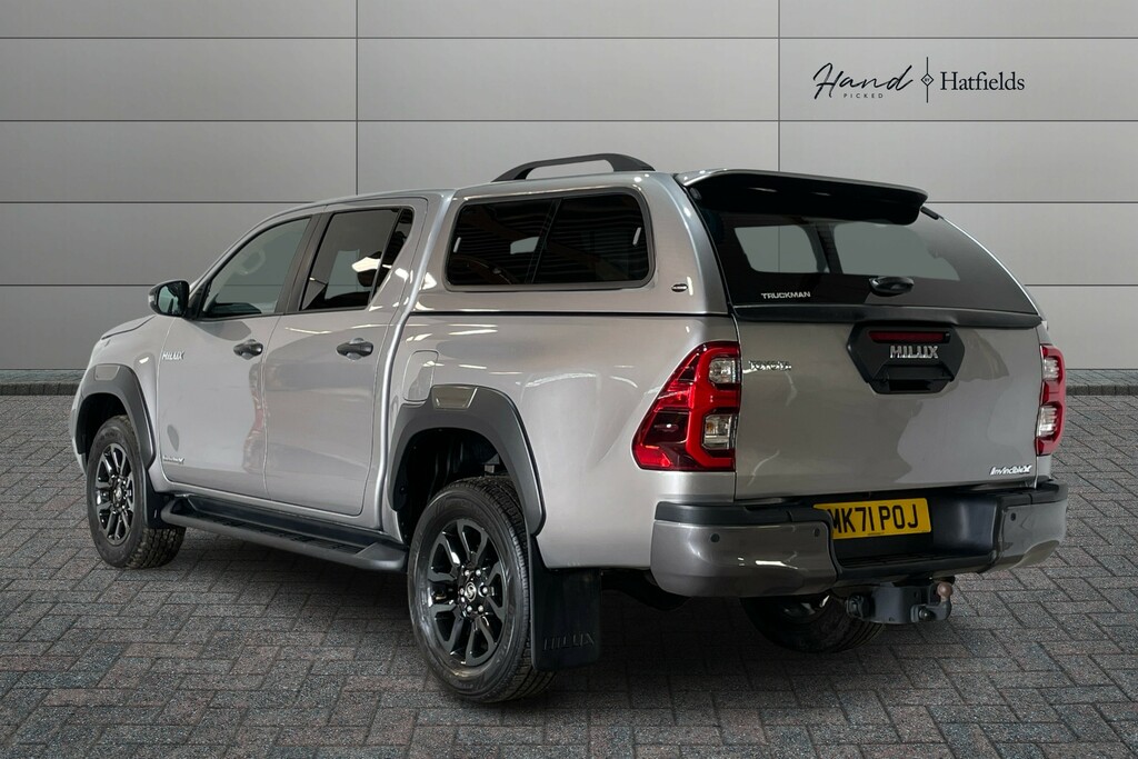 Toyota HILUX Dcab Pick Up D-4d Invincible X Silver Silver #2