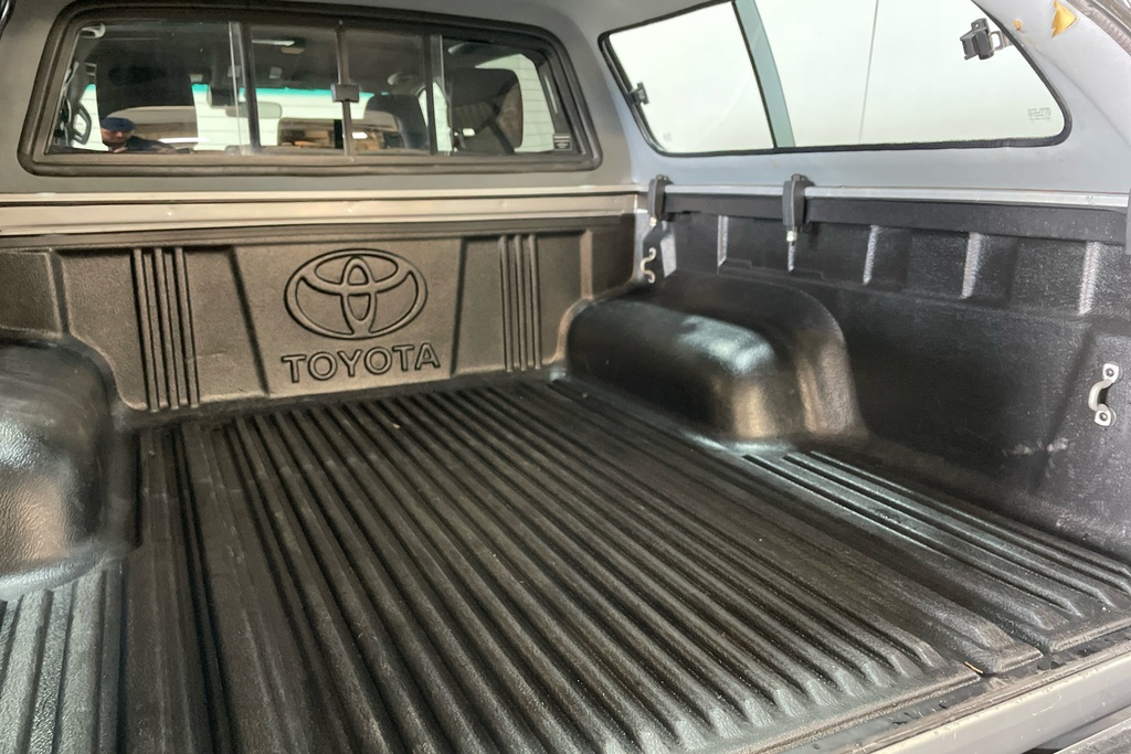 Toyota HILUX Pickup  #30