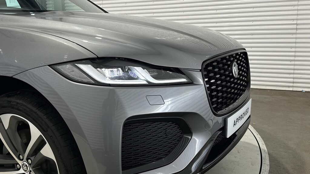 Jaguar F-Pace 2.0 P400e 19.3Kwh R-dynamic Se Black Suv Petro White #28