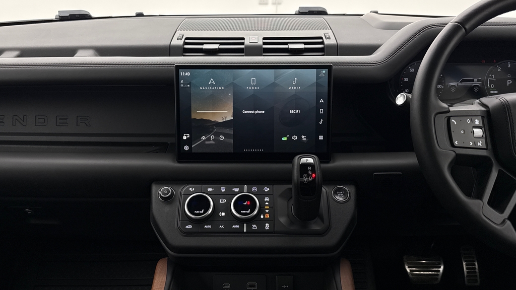 Land Rover Defender 110 Defender X-dynamic Hse D Mhev A Green #14
