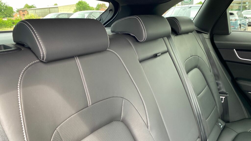 Jaguar F-Pace P400e 19.3Kwh R-dynamic Se Black Euro 6 Blue #37