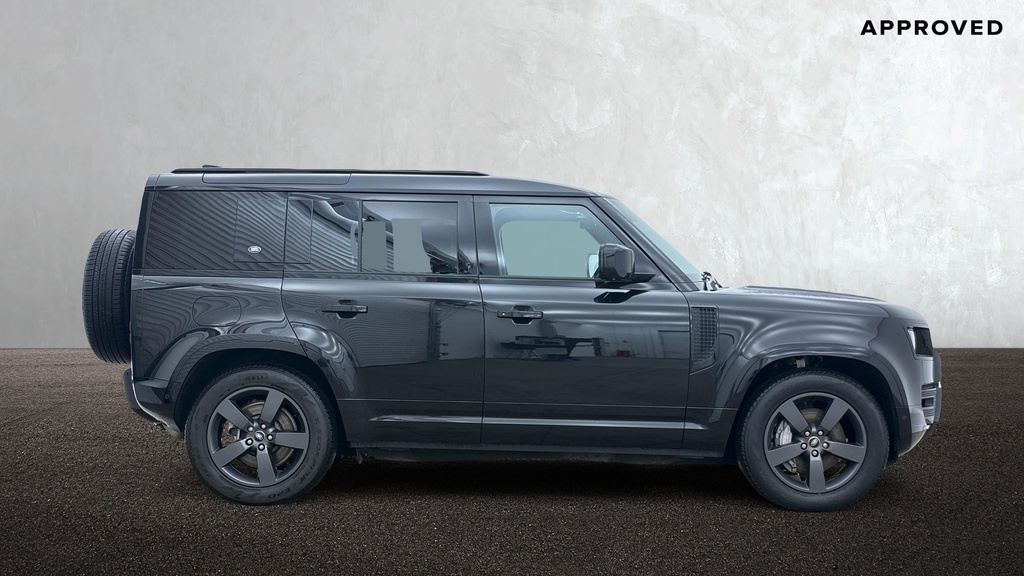Land Rover Defender 110 P400e X-dynamic Hse Santorini Black Black #5