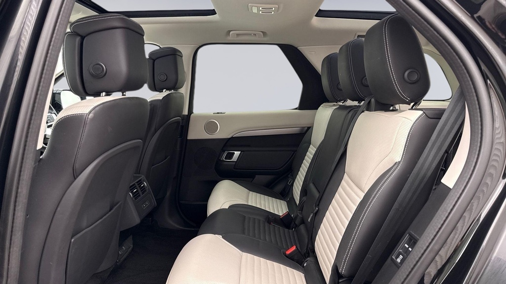 Land Rover Discovery D350 Dynamic Hse Santorini Black Black #4