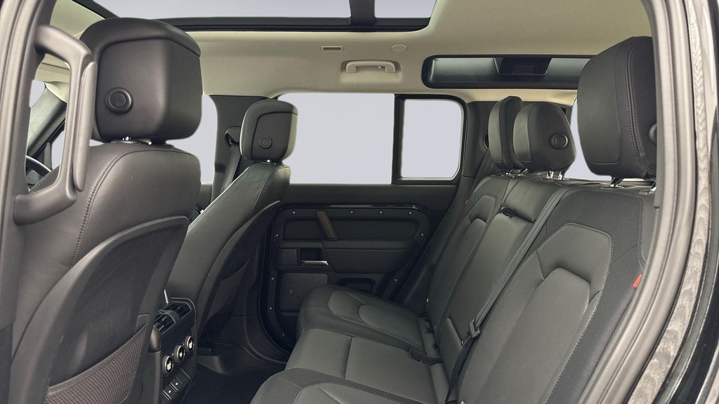 Land Rover Defender 110 P400e X-dynamic Hse Santorini Black Black #4