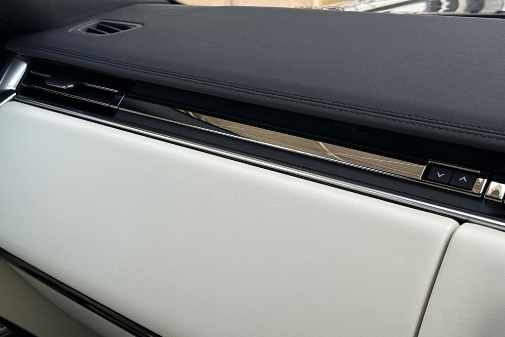 Land Rover Range Rover 3.0 P550e Black #9