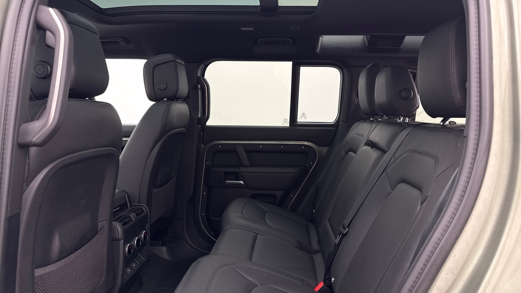 Land Rover Defender 110 P300e X-dynamic Hse Pangea Green Green #4