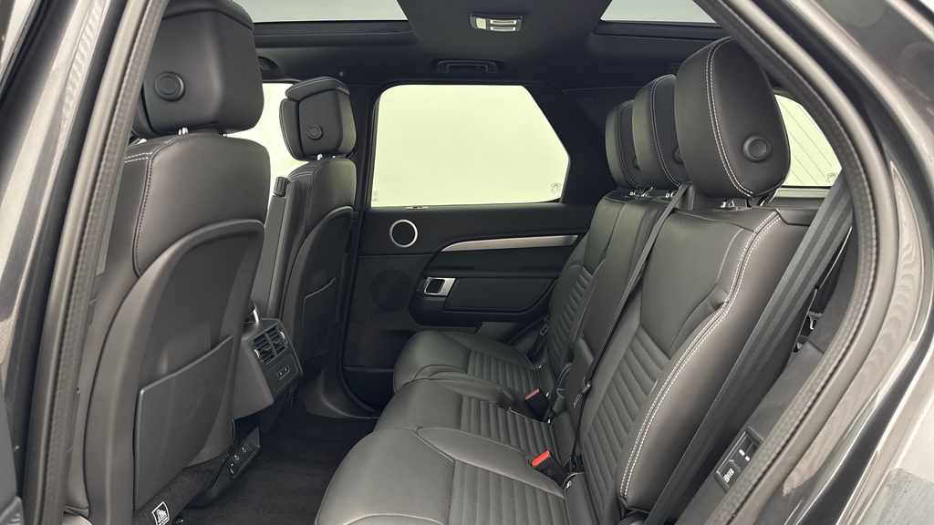 Land Rover Discovery D350 Dynamic Hse Carpathian Grey Grey #4