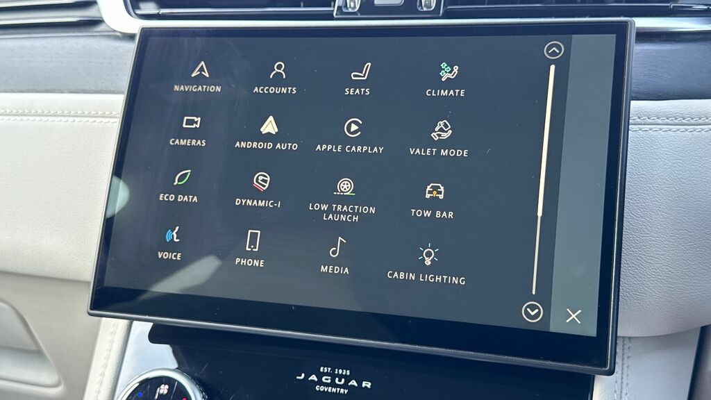 Jaguar F-Pace Jaguar Estate 5.0 V8 550 Svr Awd Panoram Black #34