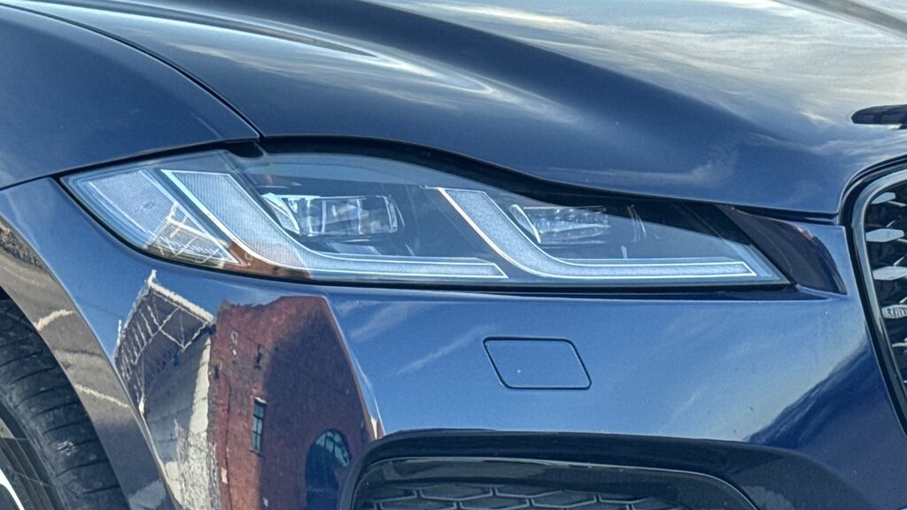 Jaguar F-Pace Jaguar Estate 5.0 V8 550 Svr Awd Panoram Black #17