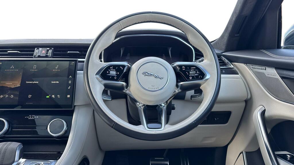 Jaguar F-Pace Jaguar Estate 5.0 V8 550 Svr Awd Panoram Black #15