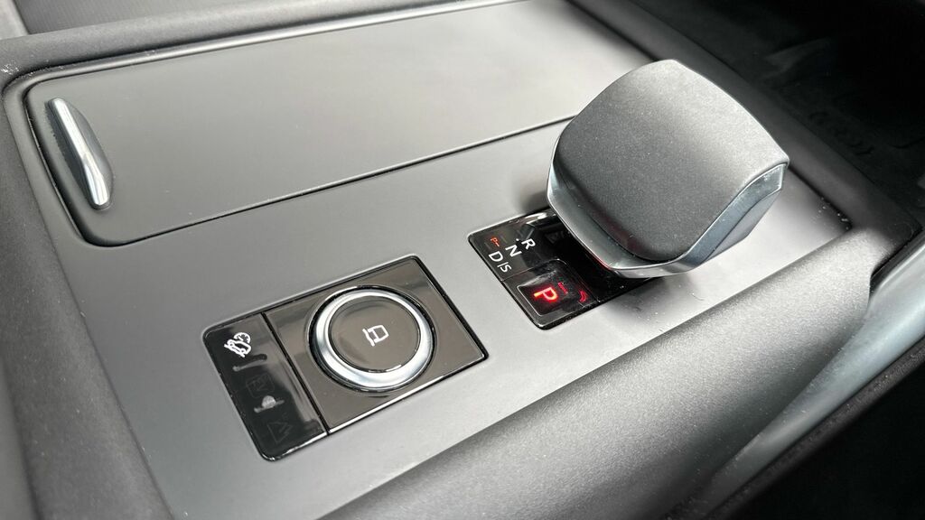 Land Rover Discovery 2.0 D200 Dynamic Se 7 Seat 2025 Blue #13