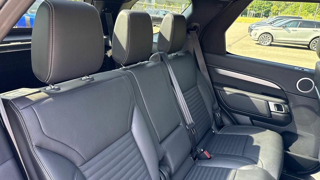 Land Rover Discovery 2.0 D200 Dynamic Se 7 Seat 2025 Blue #43
