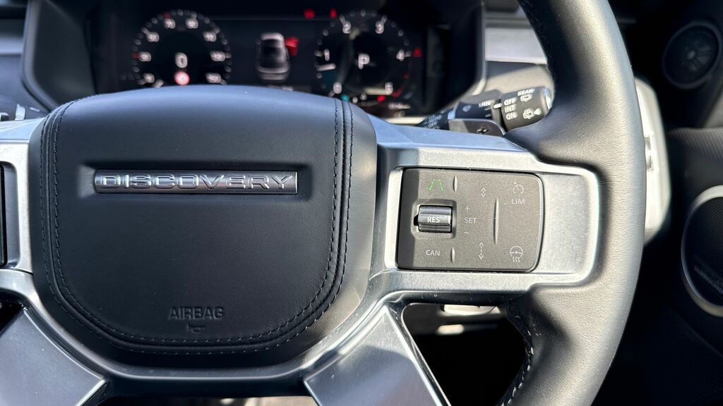 Land Rover Discovery 2.0 D200 Dynamic Se 7 Seat 2025 Blue #25