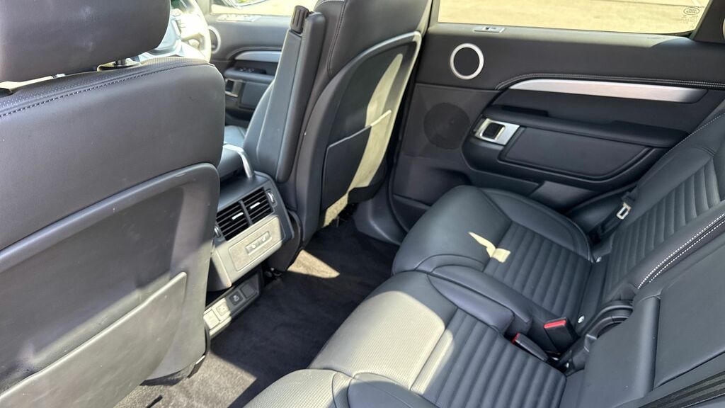 Land Rover Discovery 2.0 D200 Dynamic Se 7 Seat 2025 Blue #42