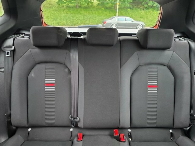 Seat Arona 1.6 Tdi Se Technology Lux 114 Bhp Red #20
