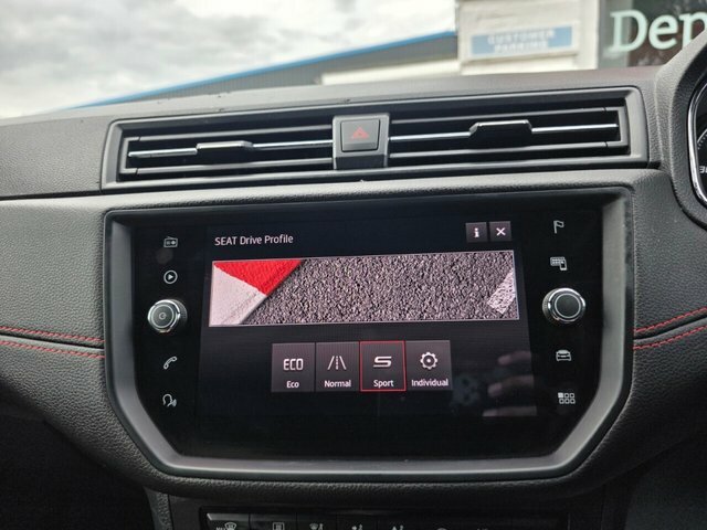 Seat Arona 1.6 Tdi Se Technology Lux 114 Bhp Red #39