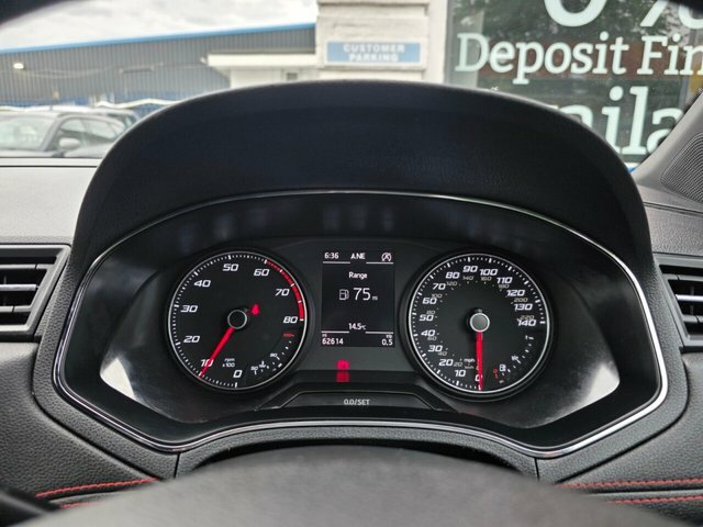 Seat Arona 1.6 Tdi Se Technology Lux 114 Bhp Red #29