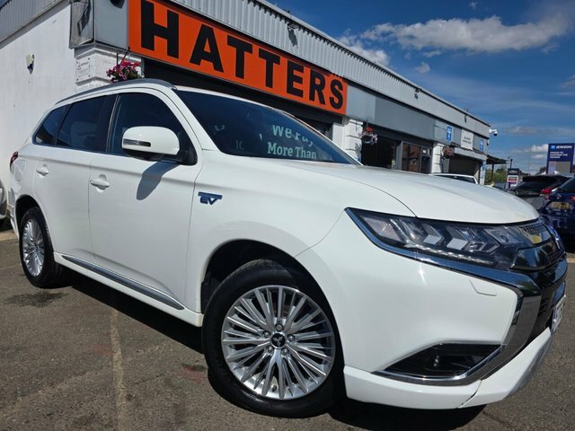 Mitsubishi Outlander Twinmotor 13.8Kwh 4H Suv FT68MLL White