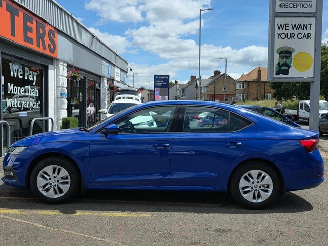 Skoda Octavia Tsi Se Hatchback Blue #5