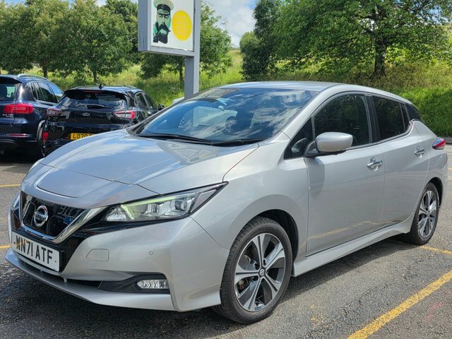 Nissan Leaf Tekna Hatchback Silver #6