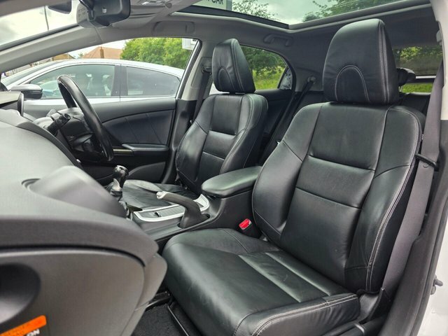 Honda Civic 1.8 Civic I-vtec Ex Gt White #17