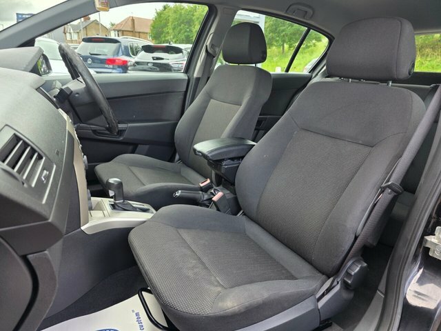 Vauxhall Astra 1.6 Vvt 16V Breeze Red #13