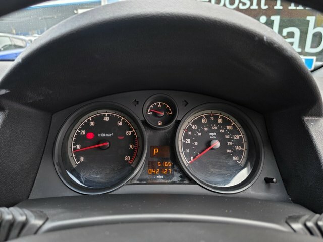 Vauxhall Astra 1.6 Vvt 16V Breeze Red #25