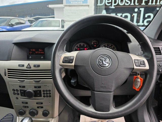 Vauxhall Astra 1.6 Vvt 16V Breeze Red #20