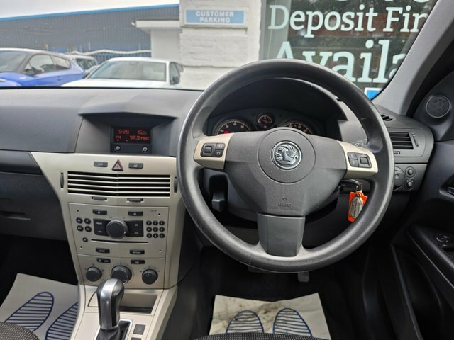 Vauxhall Astra 1.6 Vvt 16V Breeze Red #19