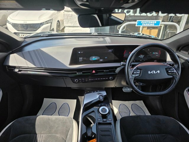 Kia EV6 166Kw Air 77.4Kwh 2022 Black #24