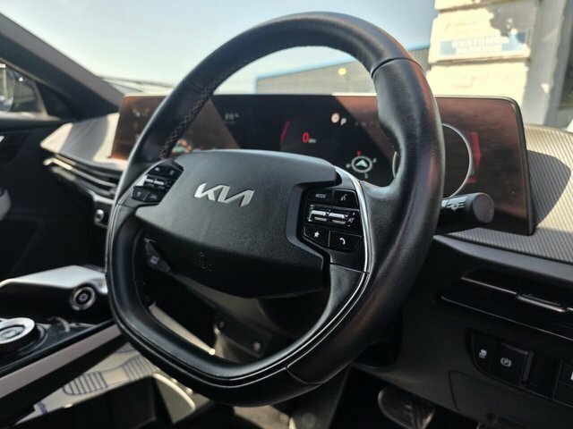 Kia EV6 166Kw Air 77.4Kwh 2022 Black #11