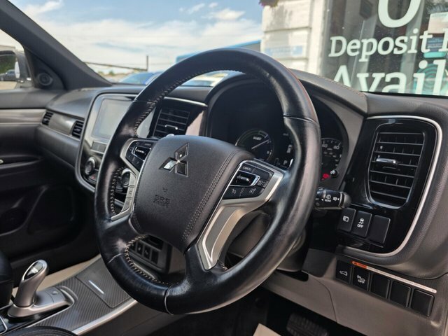 Mitsubishi Outlander Outlander Juro Phev Cvt Silver #14