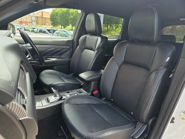 Mitsubishi Outlander Outlander Juro Phev Cvt Silver #19