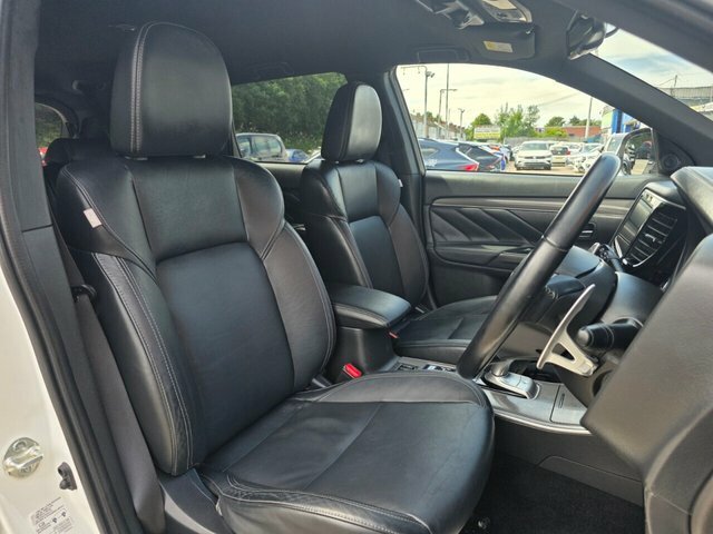 Mitsubishi Outlander Outlander Juro Phev Cvt Silver #15