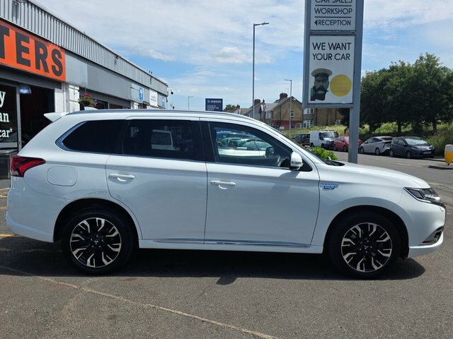 Mitsubishi Outlander Outlander Juro Phev Cvt Silver #11
