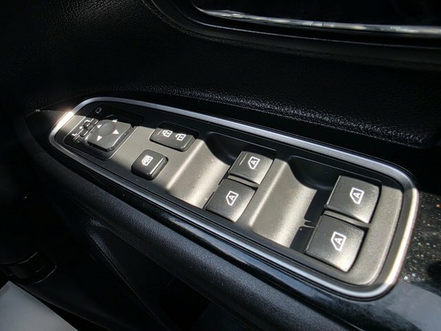 Mitsubishi Outlander Outlander Juro Phev Cvt Silver #39