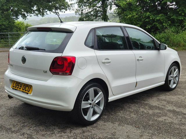 Volkswagen Polo 2010 1.4 Sel Hatchback Dsg Euro 5 85 P White #3