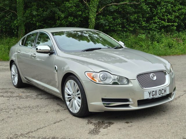Jaguar XF 2011 3.0D V6 Premium Luxury Saloon Gold