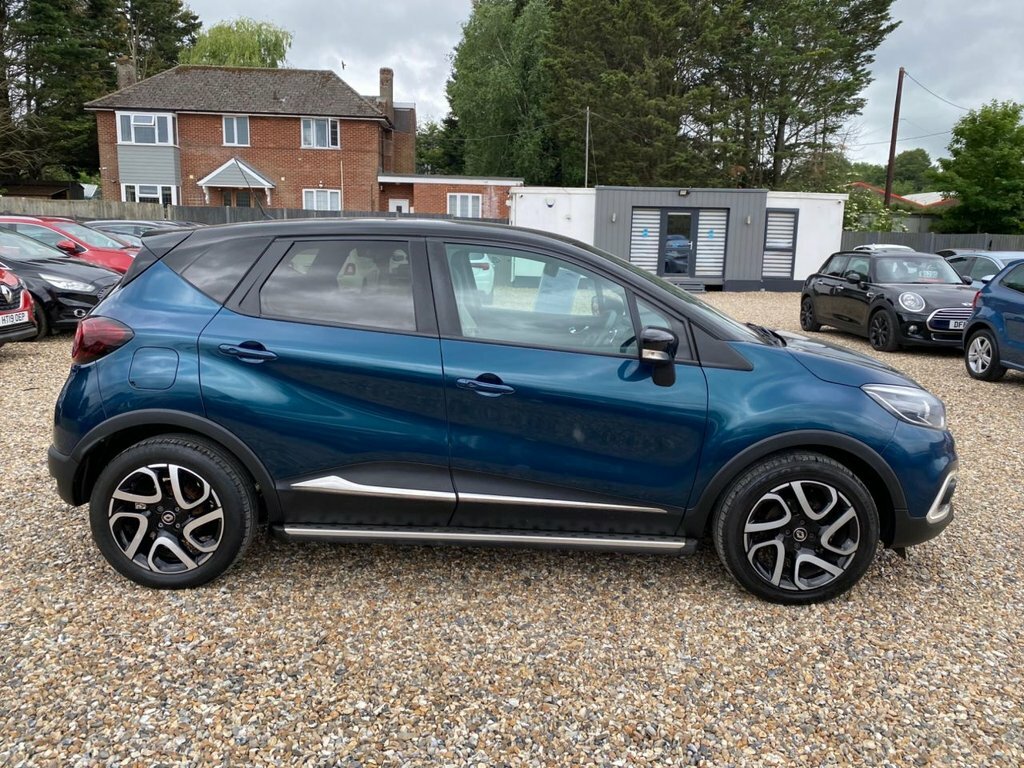 Renault Captur 0.9L Iconic LM68XWK Blue #3