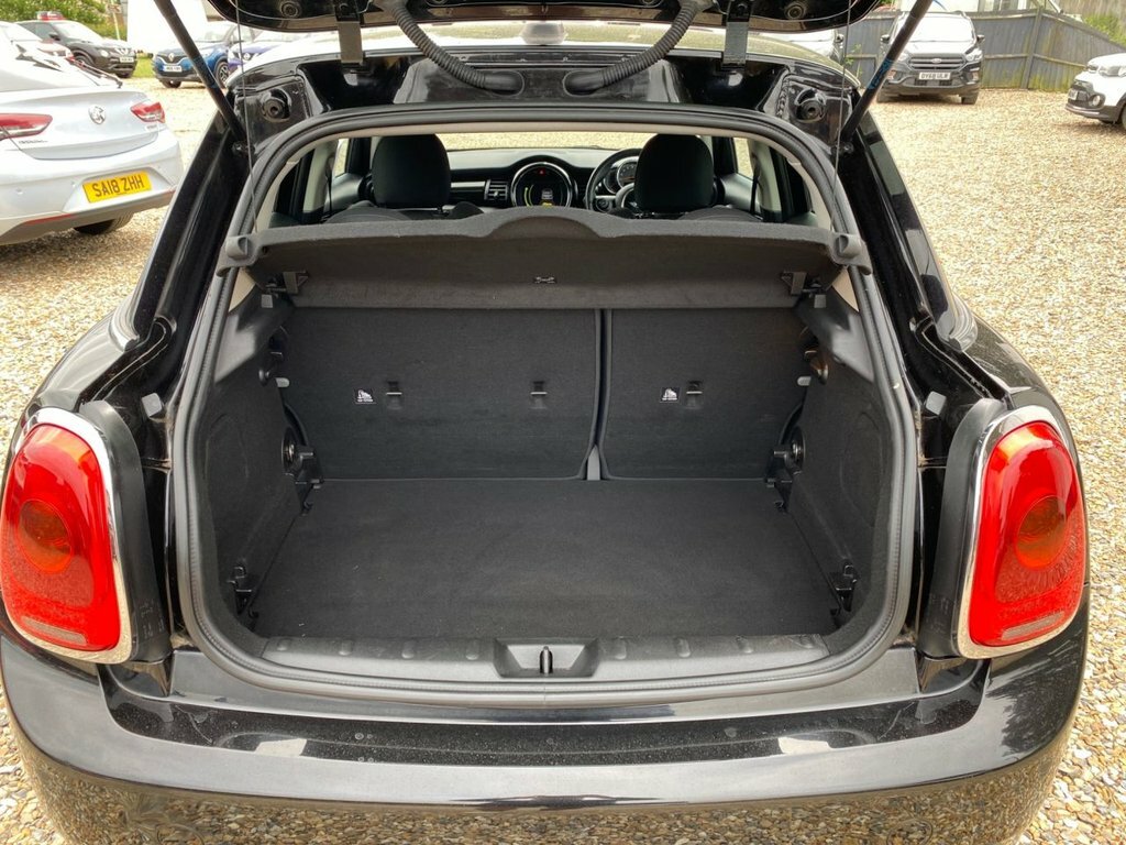 Mini Hatch 1.5L Cooper DF15VCN Black #6