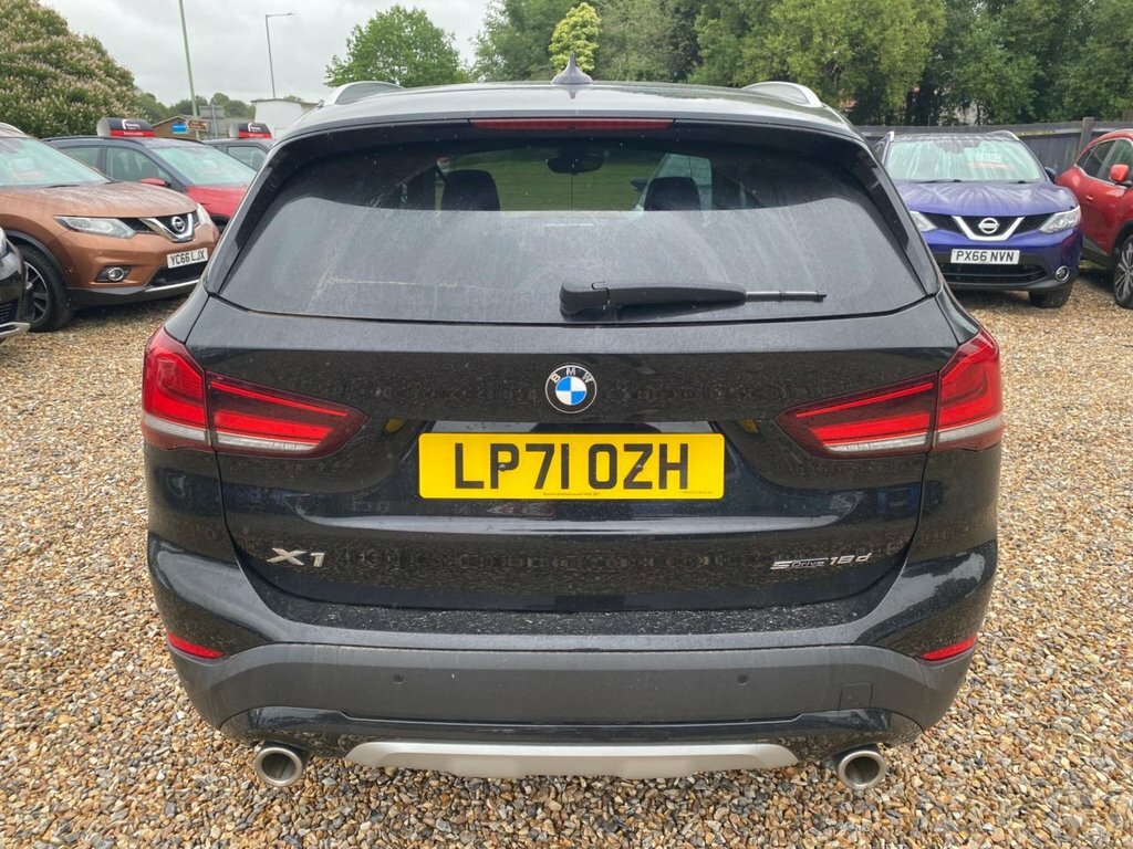 BMW X1 2L Xline Black #4