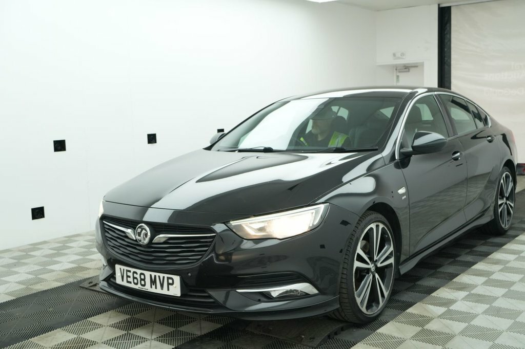 Vauxhall Insignia 2L Sri Vx Line Nav Black #2