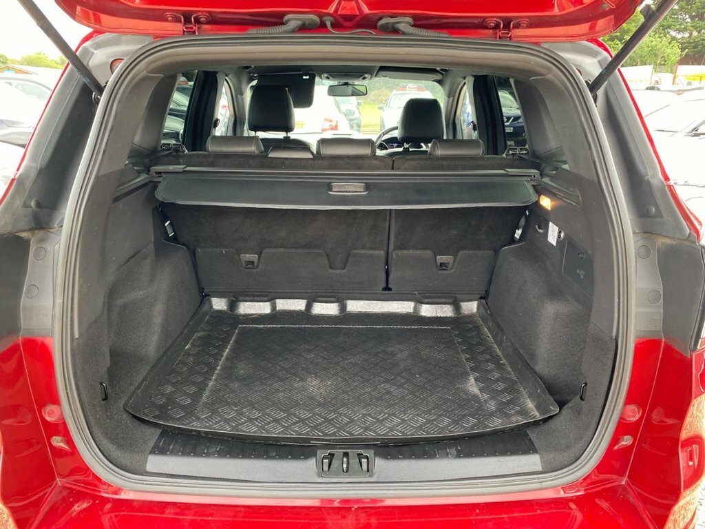 Ford Kuga 2L St-line EJ66JWN Red #6