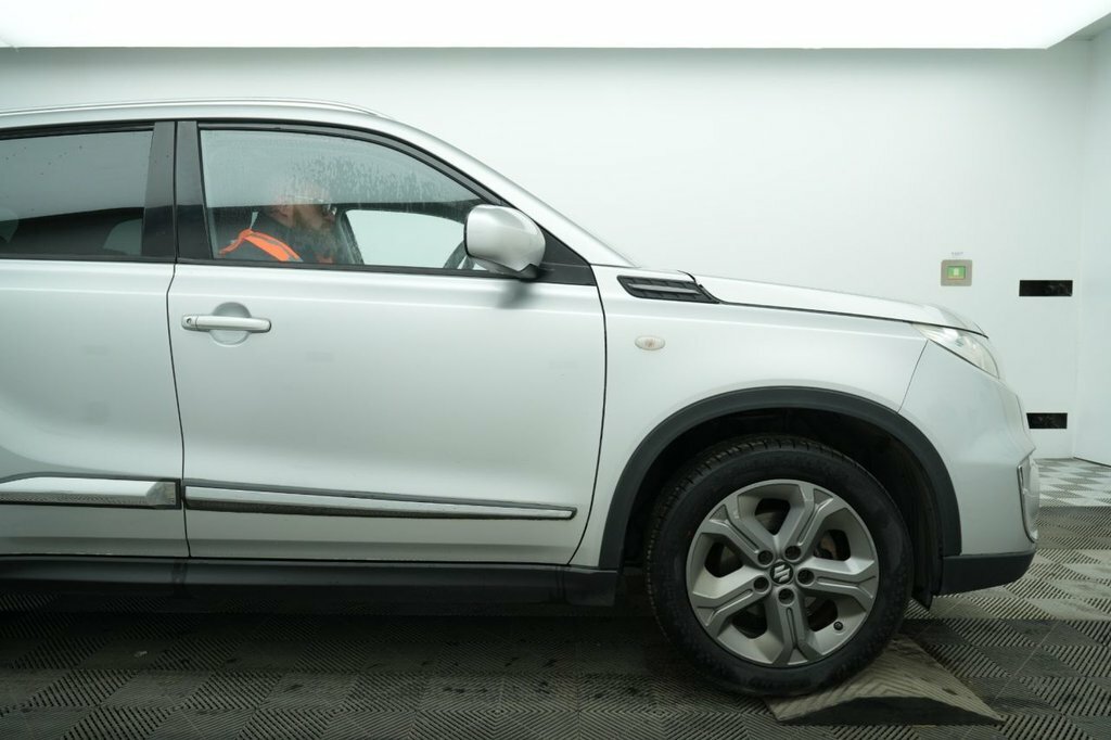 Suzuki Vitara 1.6L Sz-t Silver #3