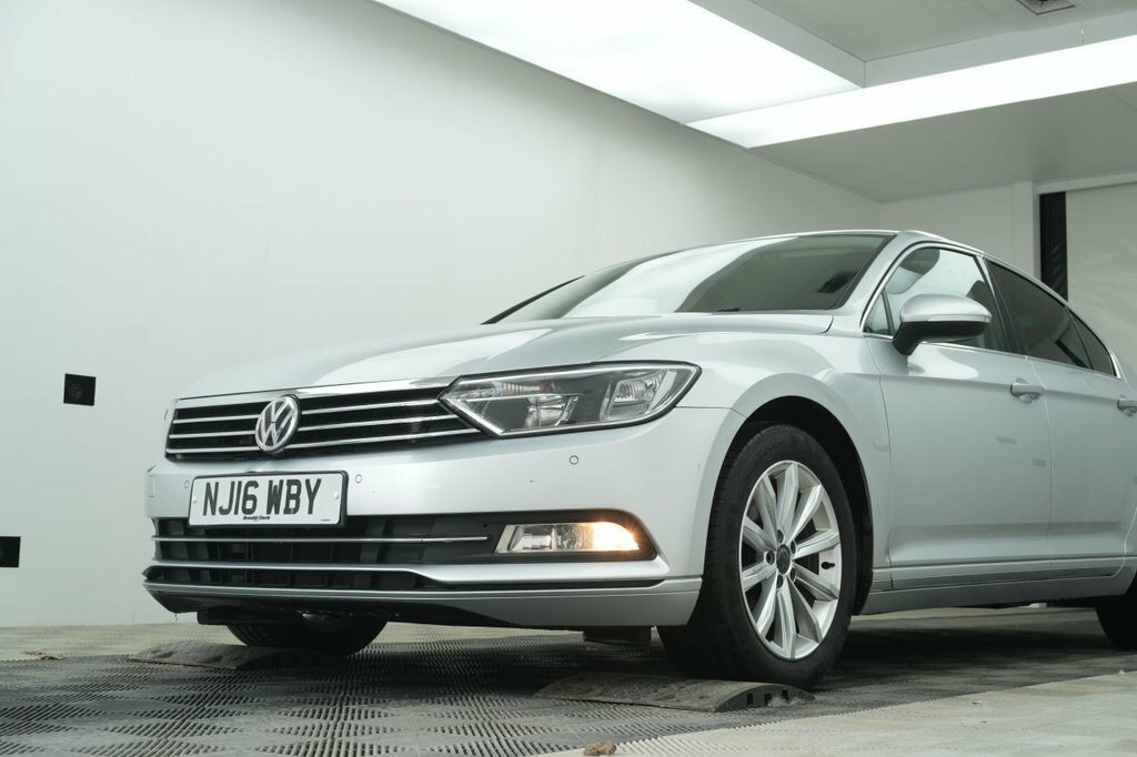 Volkswagen Passat 1.6L Se Business Silver #6