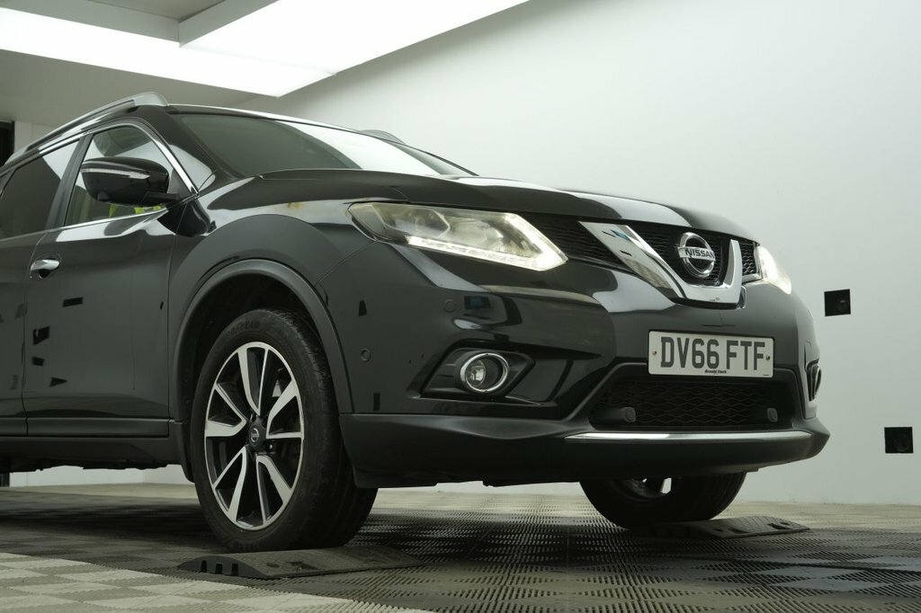 Nissan X-Trail 1.6L Tekna Black #5
