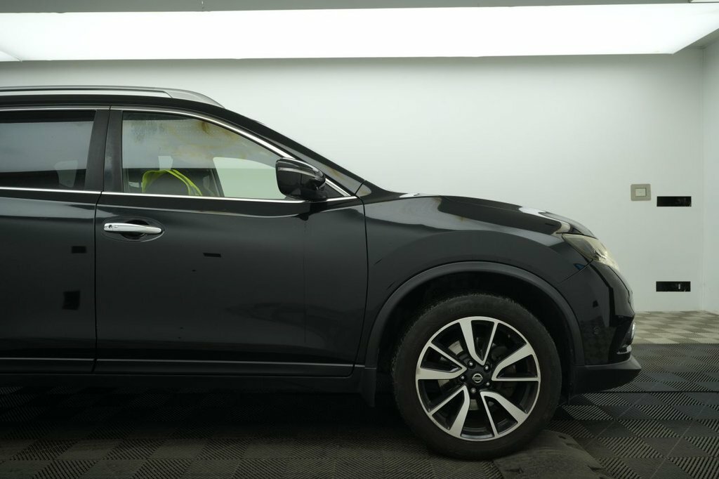 Nissan X-Trail 1.6L Tekna Black #3