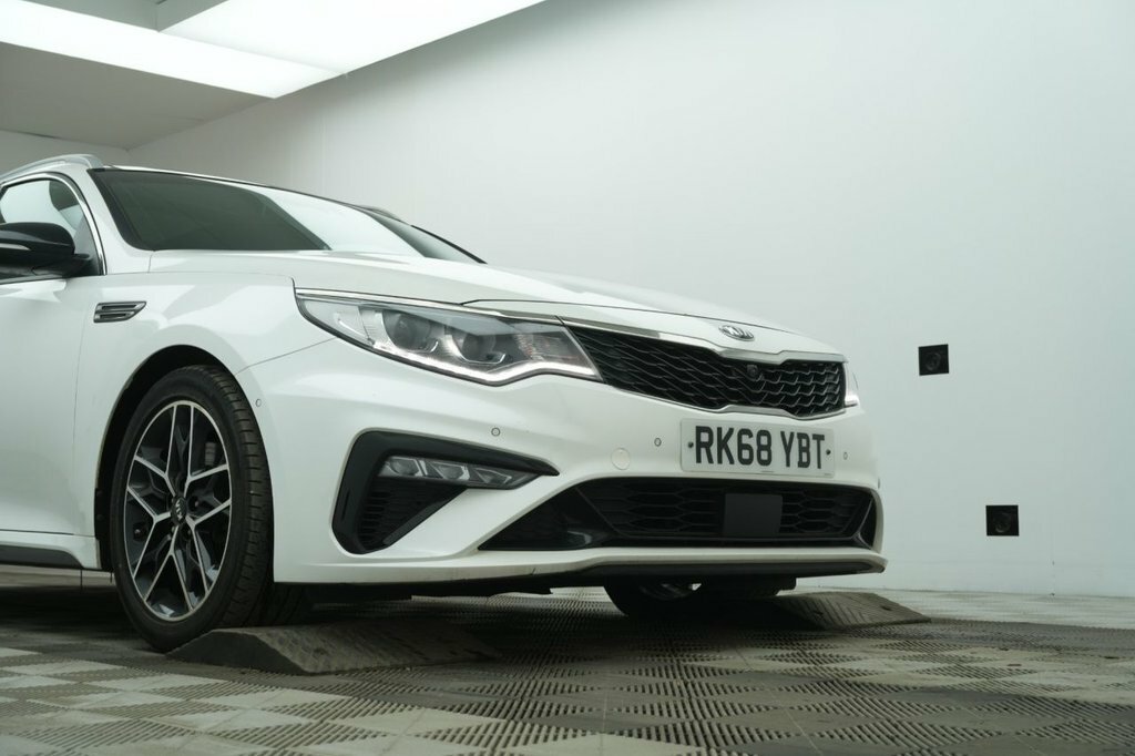 Kia Optima 1.6L Gt-line S White #5