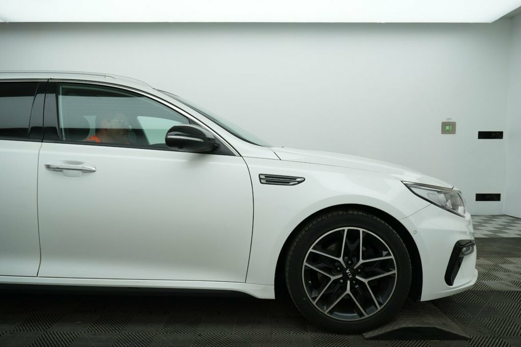 Kia Optima 1.6L Gt-line S White #3