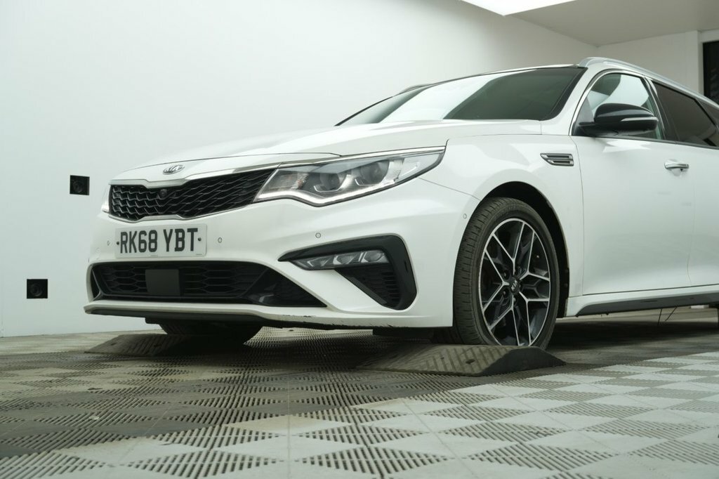 Kia Optima 1.6L Gt-line S White #6